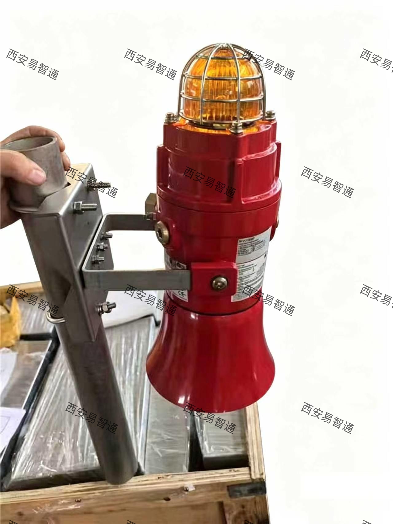 声光报警器安装支架